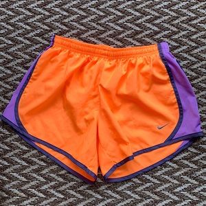 Nike tempo Dri-Fit (Youth L) shorts
